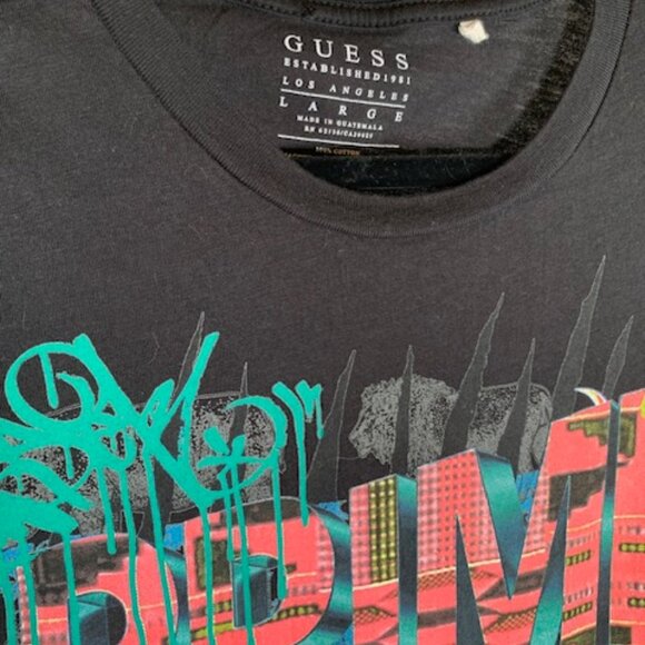 PRICE DROP! Mens Guess Size Large Tee Shirt Brightly Colored Graphic-Lion Prime - Picture 2 of 4